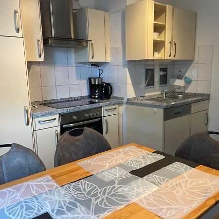 Top Lage 2 Zimmerwohnung Mit Balkon Und Bester Aussicht In Og 2 Links Rostock Bagian luar foto