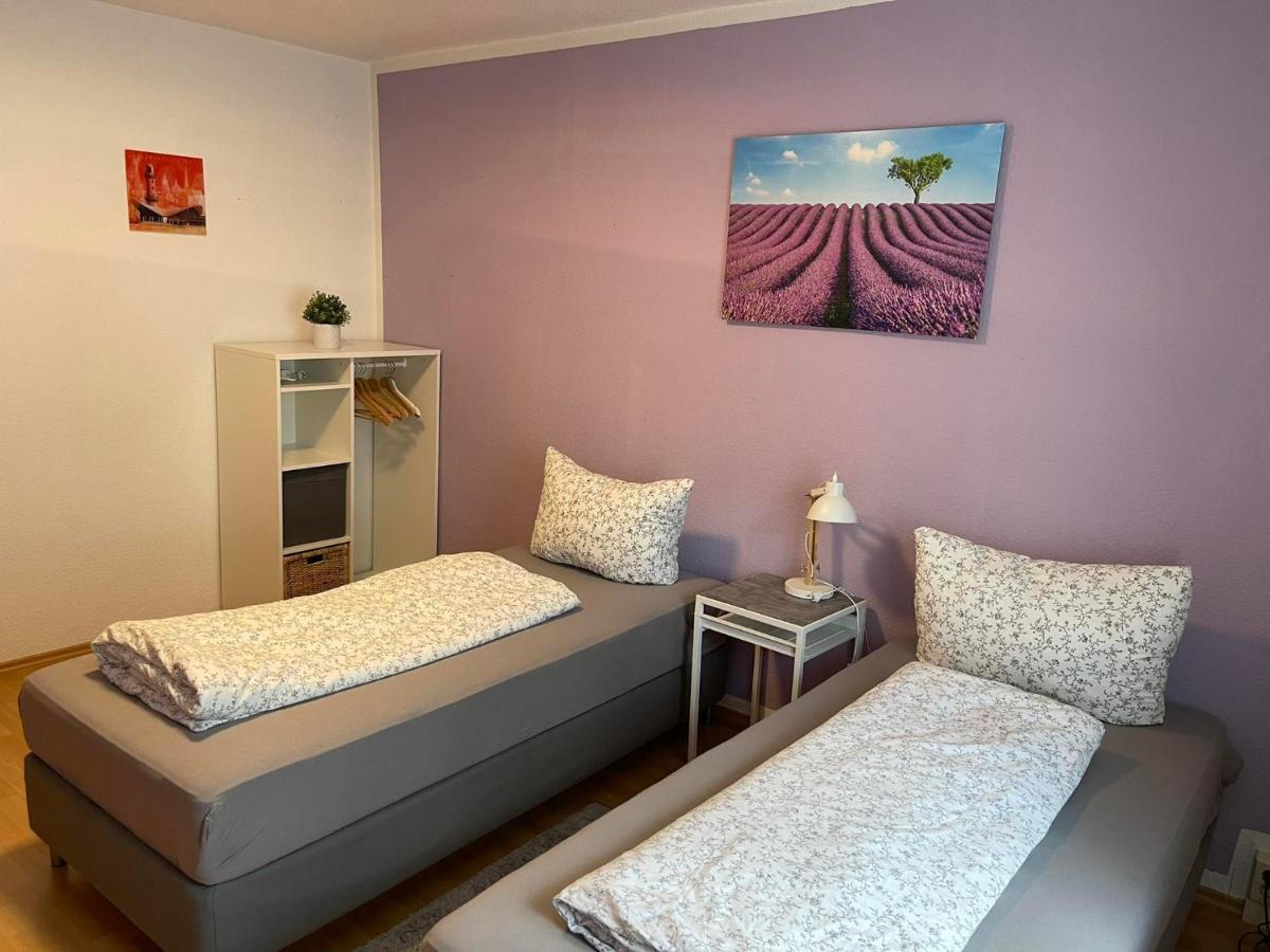Top Lage 2 Zimmerwohnung Mit Balkon Und Bester Aussicht In Og 2 Links Rostock Bagian luar foto